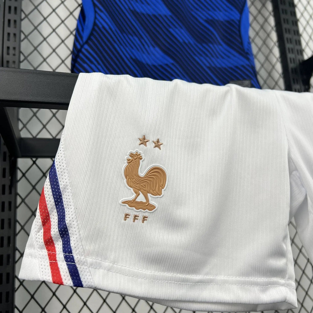 BOOTS SUPPLY France 2026 Home Kids size - Jerseys